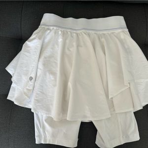 Lululemon white tennis skirt